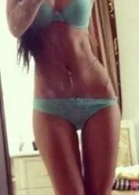 �����