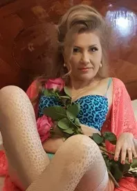 �����