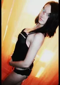 �����