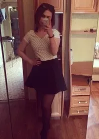 �����