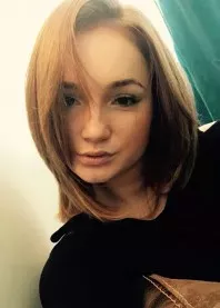 �����