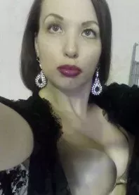 �����