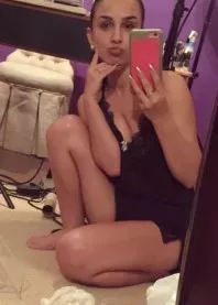 �����