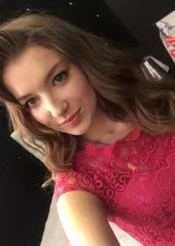 �����