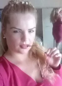 �����