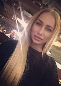 �����
