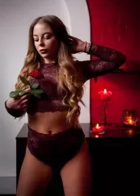 ��������