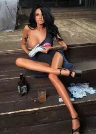 �����