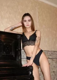 �������