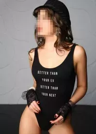 �����