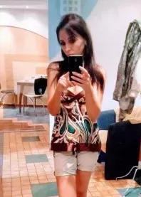�����