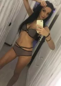 �����