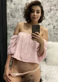 �����