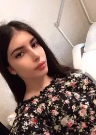�����