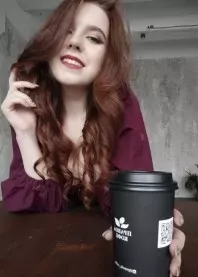 �����
