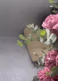 �����