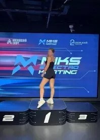 �������