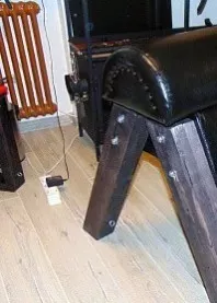 �������
