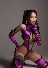 ��������