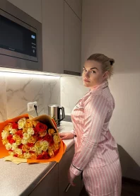 �������