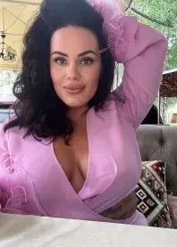 �����