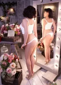 �����