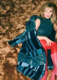 �������