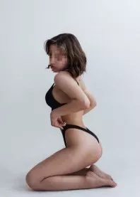 �����