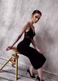 ��������