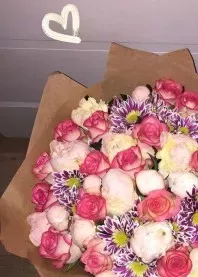 �����