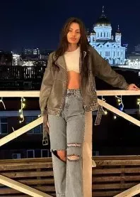 �����
