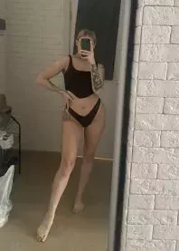 �����