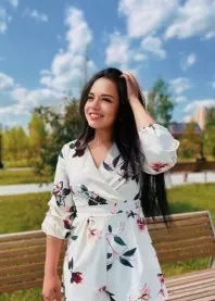�����