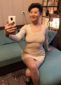 �����