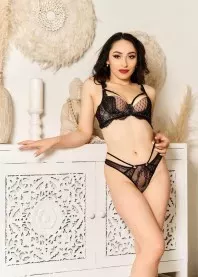 �����
