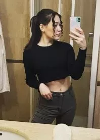 �����
