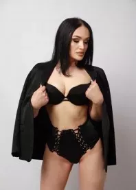 �����