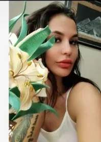 �����