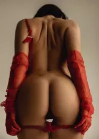 �����