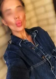 �����