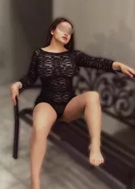 �����