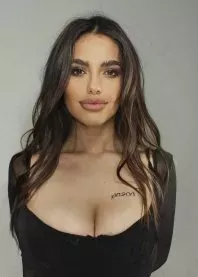 �����