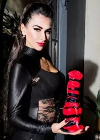 �����