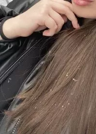 �����