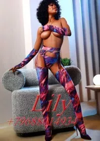 �����