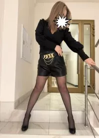 �����