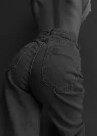 �����