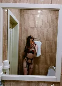 �����