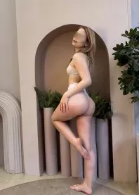 �����  