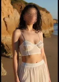 �����
